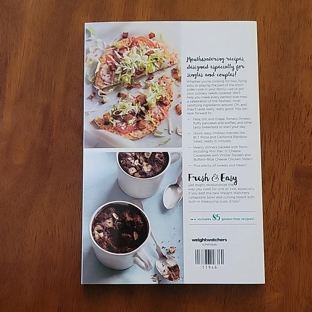 ● NWOT: Weight Watchers Fresh & Easy Cookbook